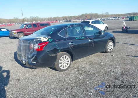 2018 Nissan Sentra S z USA, uszkodzony, nr VIN 3N1AB7AP1JY317430